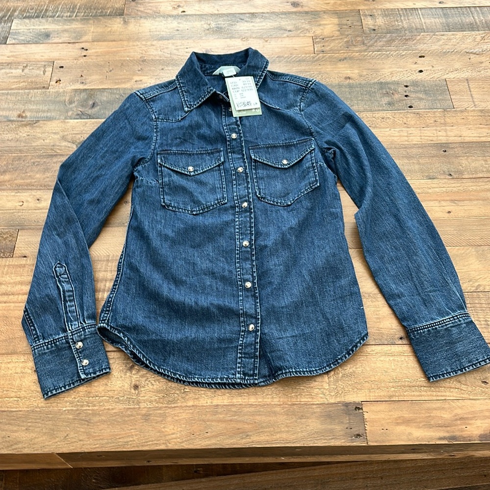 Denim women’s shirt fitted brand new with tags